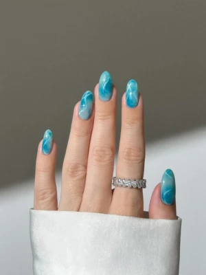 Aquamarine Nails