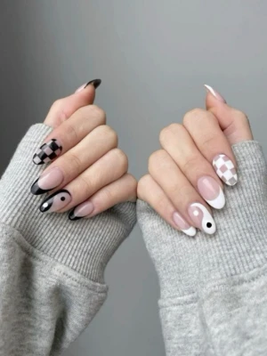 Pattern Nails