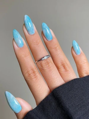 Aquamarine Nail Style
