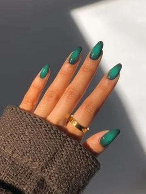 Aura Effect Nails
