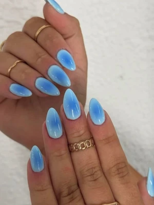 Aura Effect Nails