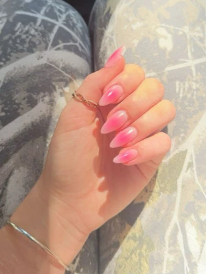Aura Nails