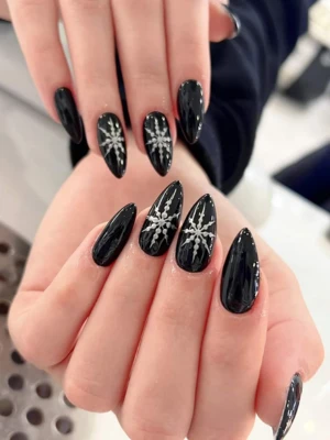 Black Nails