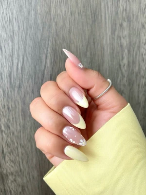 Butter Yellow