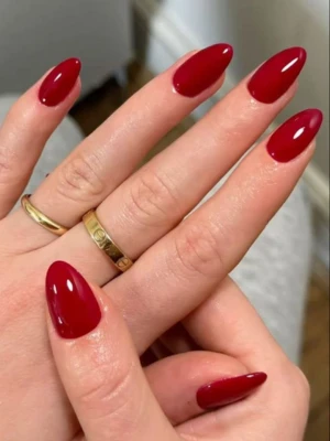 Dark Red Tips