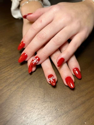 Gift Bow Accent