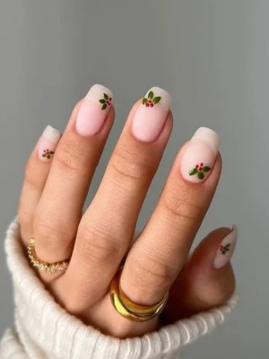Holly Accents