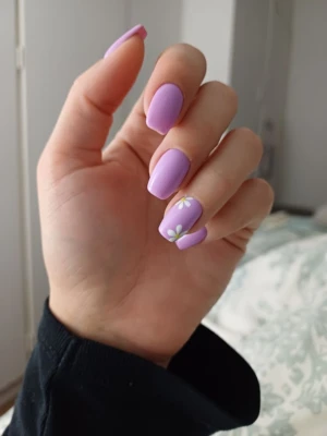 Lilac French