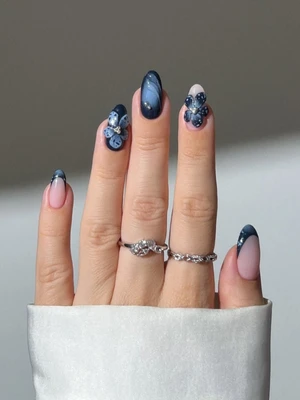 Sculpted Flower Nails