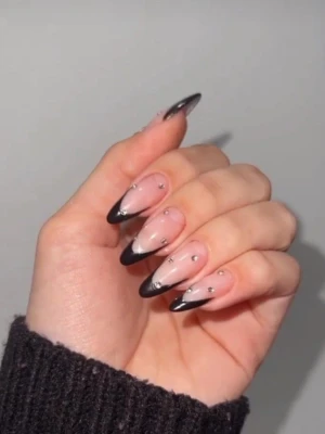 Studded Mani