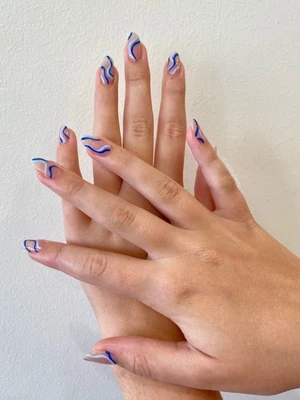 Swirly French Details