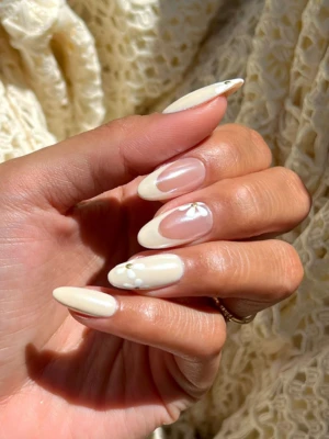 Vanilla Nails