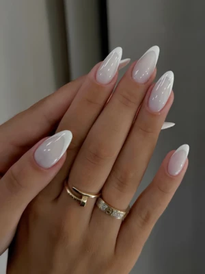 White Mani