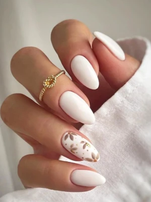White Mani