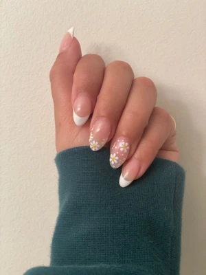 White Nails