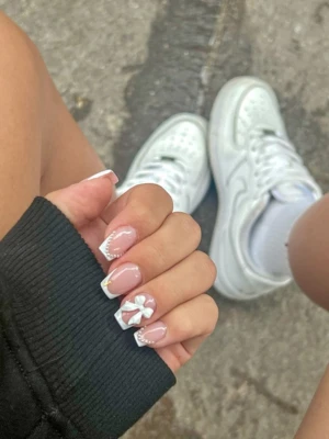 3D Bows Nail