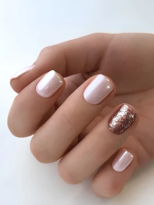 Accent Nail