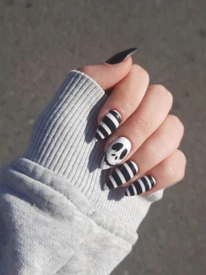 Black and White Halloween Nails