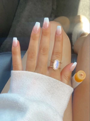Bright White Nail
