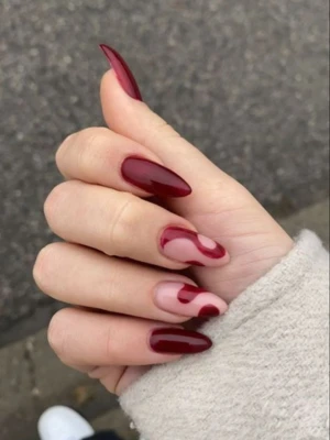 Burgundy Berry Swirl Nails