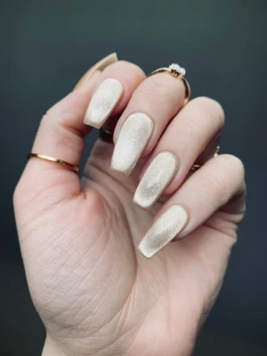 Champagne Nail