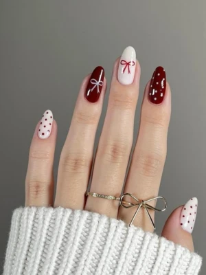 Christmas Ribbon Nails