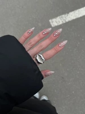 Dot Accents Nail