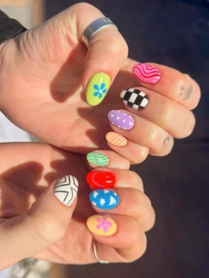 Fall Mismatched Nails