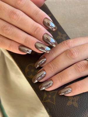 Glazed Chocolate Nail