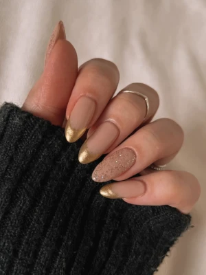 Golden Tinsel Tips