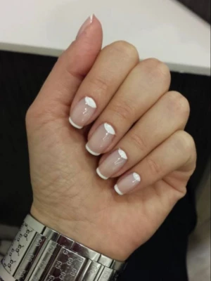 Half-Moon Outline Nails