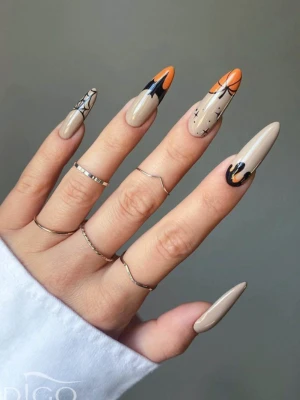 Halloween Motif Nails