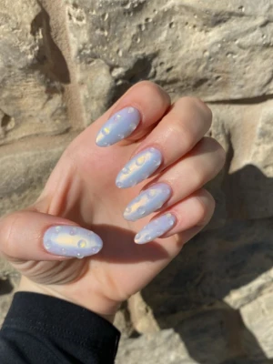 Mauve Dew Drop Nails