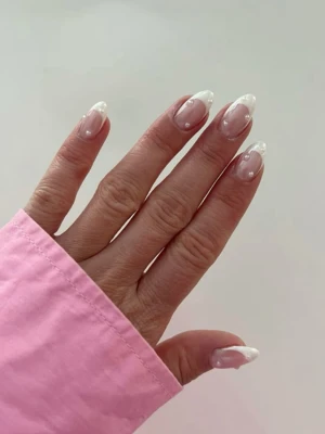 Pearl Nails