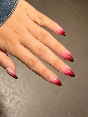 Red & Brown Nail