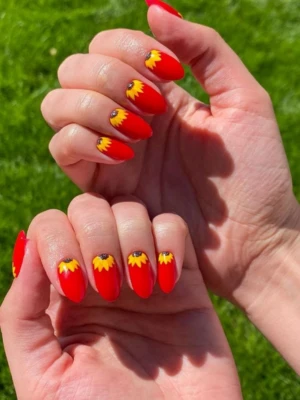 Red Nails