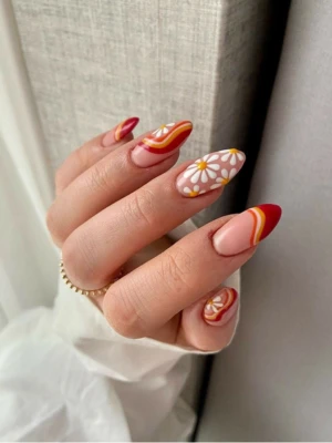 Retro Bloom Nails