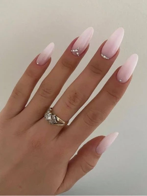 Rhinestone Accents Nail