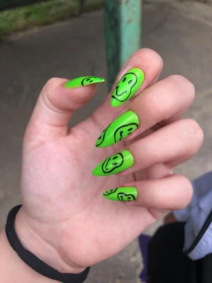 Shimmery Green Slime Nails