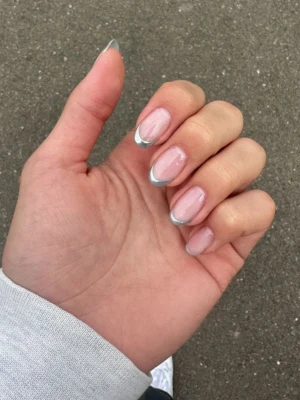 Thin French Tips Nail