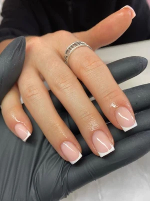 Thin French Tips Nails