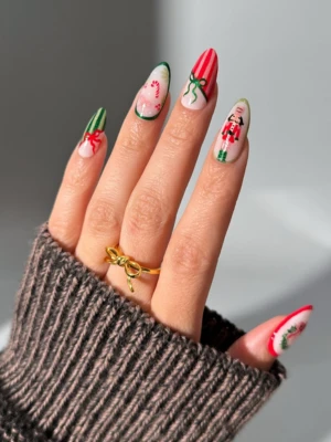 Vintage Ornament Nails