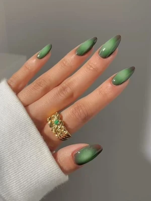 Aura Effect Nail