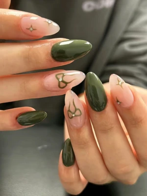 Coquette Mani Nail