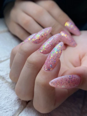 Glitter Nail