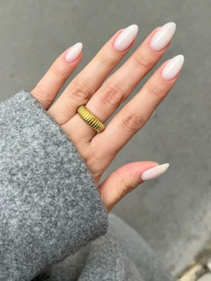 Milky Nail