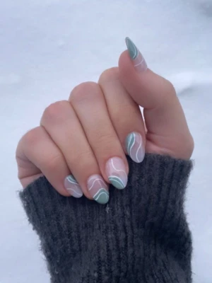 Negative Space Nail